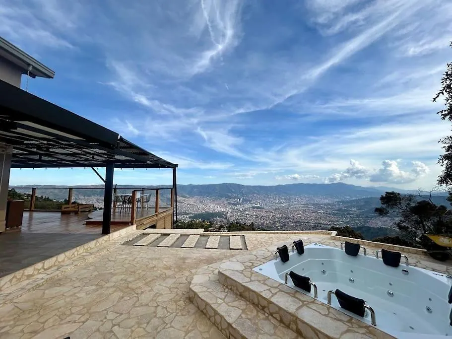 Finca La Pergola, En Medellin San Cristobal